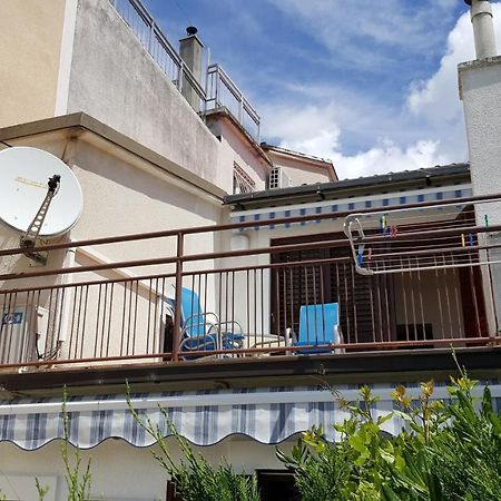 Apartments By The Sea Selce, Crikvenica - 15063 Eksteriør bilde