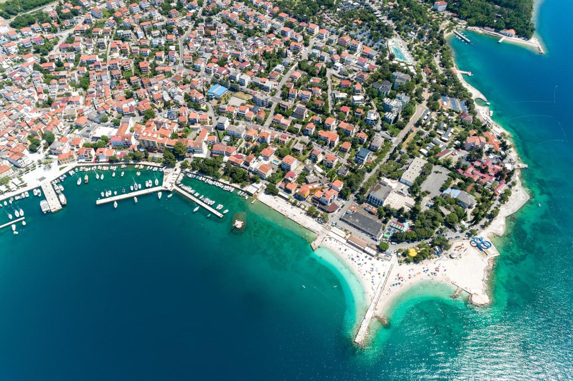 Apartments By The Sea Selce, Crikvenica - 15063 Eksteriør bilde